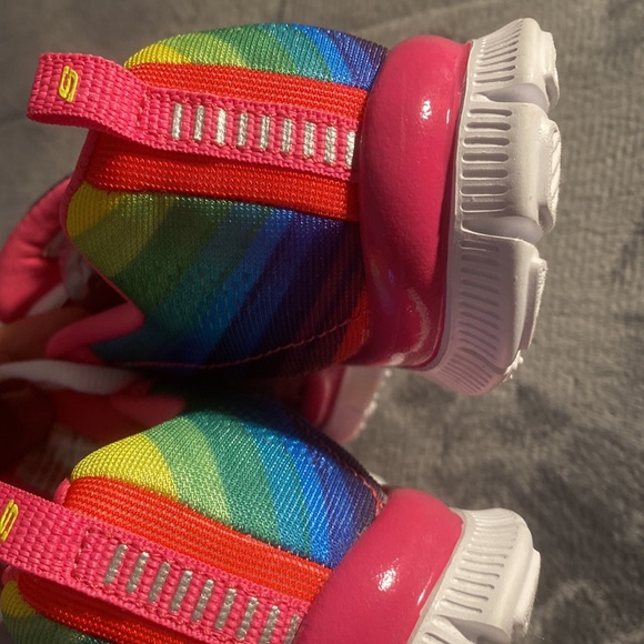 Brand new flex sole Skechers purple and pink really cute size 1 shoe. - Picture 7 of 8